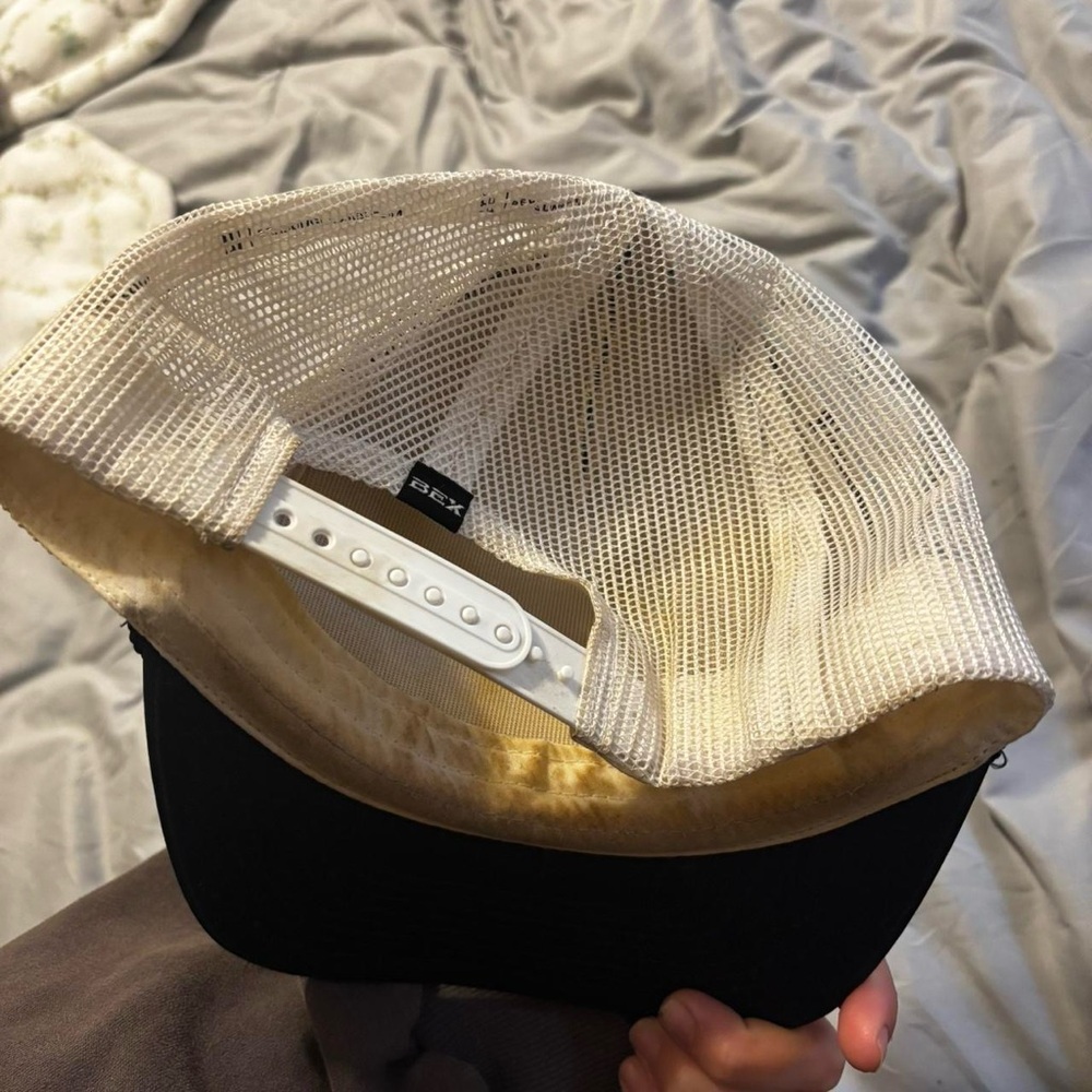 Bex hat - Picture 2 of 2